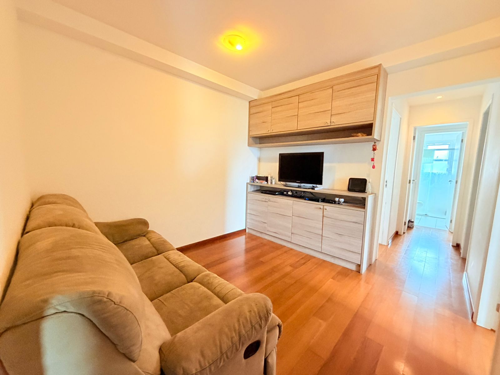 Área de convivência apartamento à venda em Eredita, Alphaville, Santana de Parnaíba — 3 suítes — imagem 6 de 11