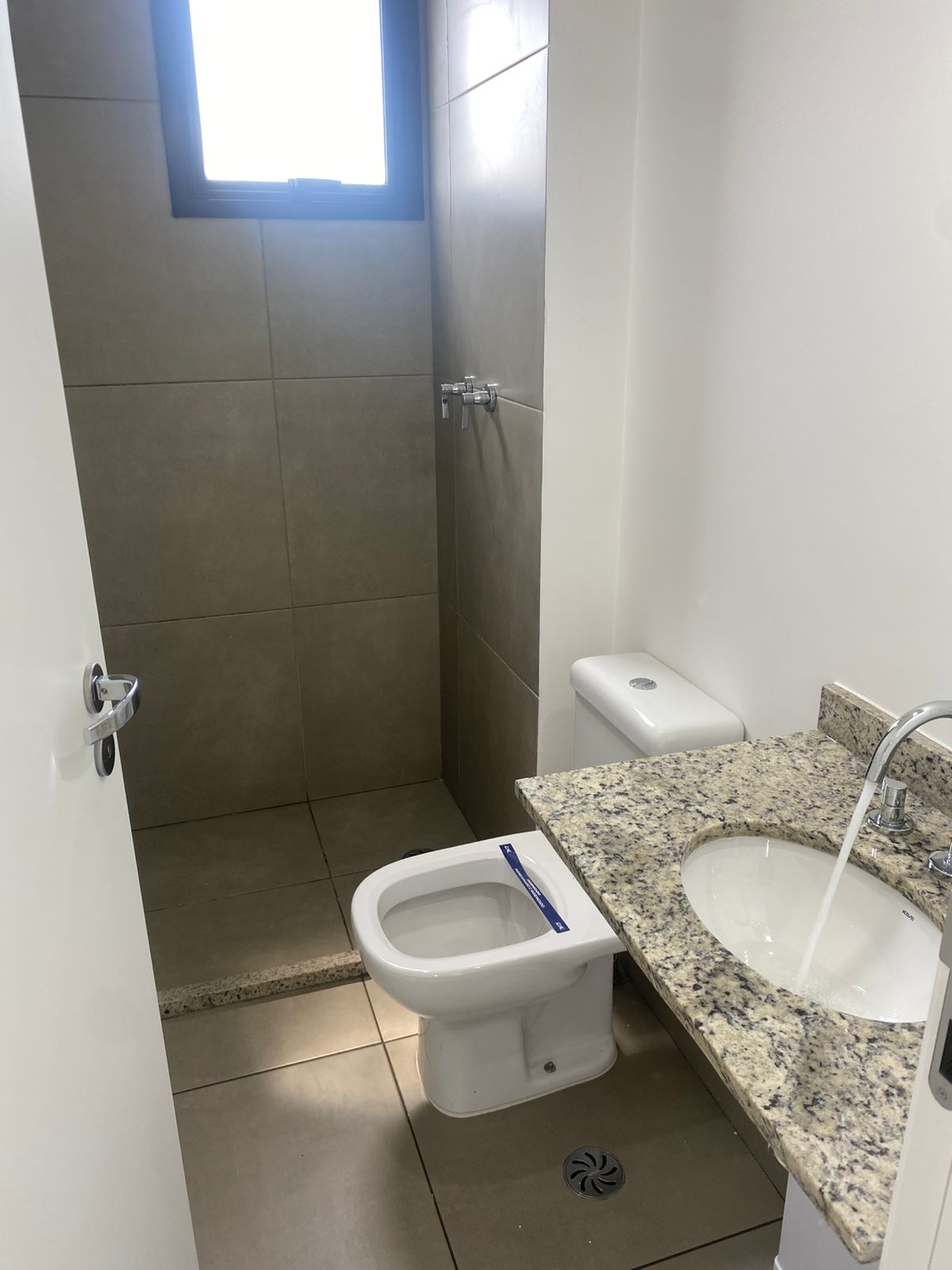 Cozinha e área gourmet apartamento à venda em On The Park (Barueri), Alphaville, Barueri — 2 suítes, 95 m² — imagem 3 de 6