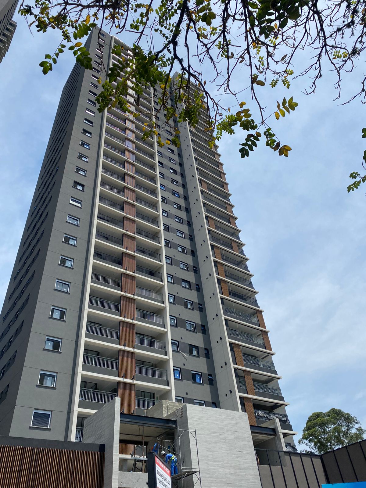 Suíte principal apartamento à venda em On The Park (Barueri), Alphaville, Barueri — 2 suítes, 95 m² — imagem 4 de 6