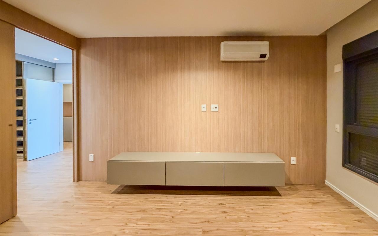 Suíte principal apartamento à venda ou para alugar em Canvas Alphaville, Alphaville, Barueri — 3 suítes, 344 m² — imagem 4 de 11