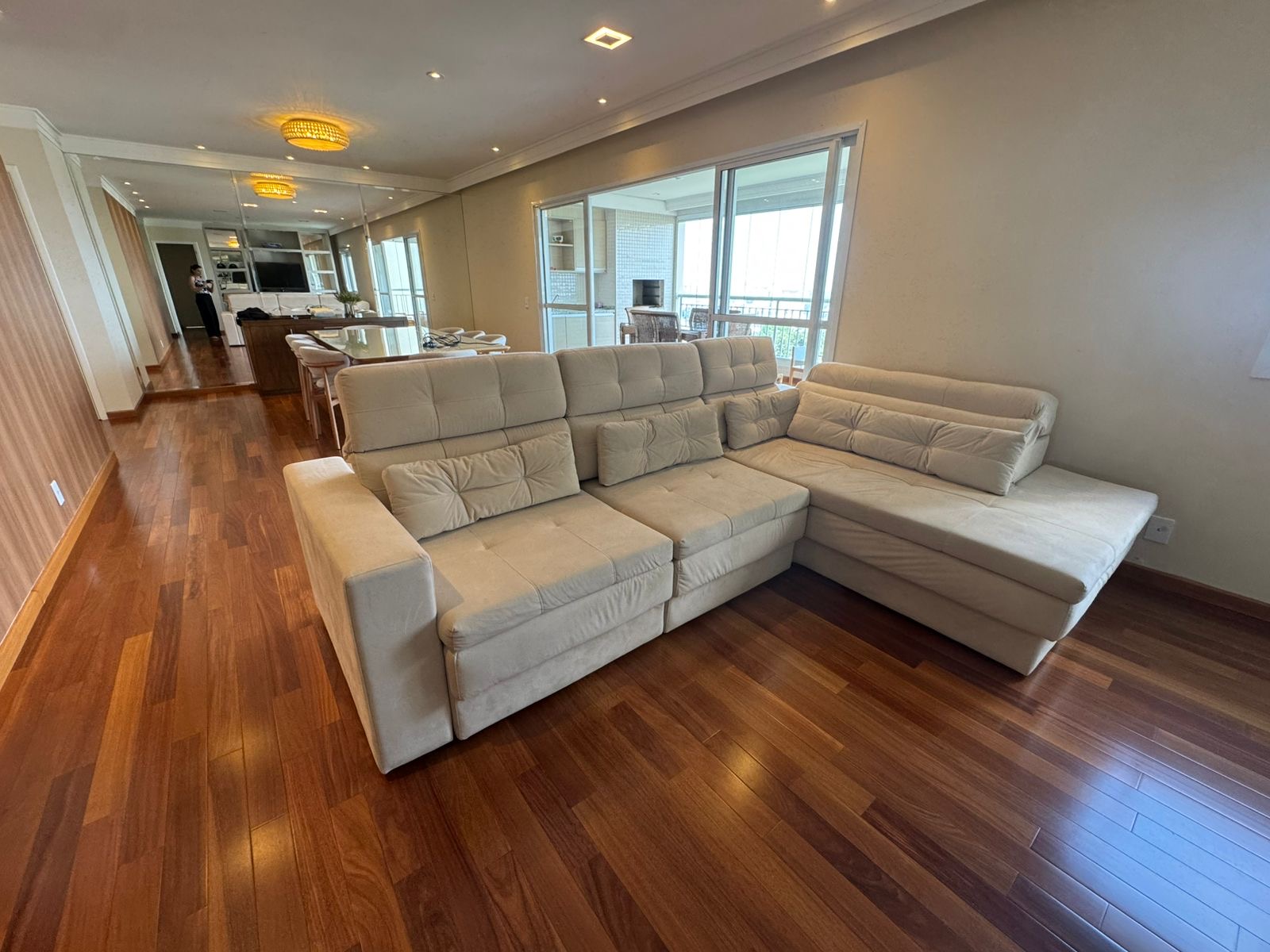 Fachada apartamento para alugar em Ghaia Tambore, Alphaville, Santana de Parnaíba — 3 suítes, 160 m² — imagem 1 de 3