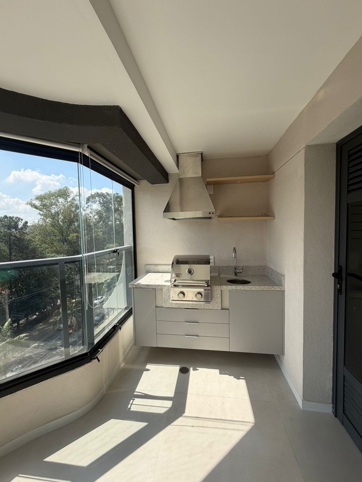 Suíte principal apartamento à venda em Oka Mamore, Alphaville, Barueri — 2 suítes — imagem 4 de 9