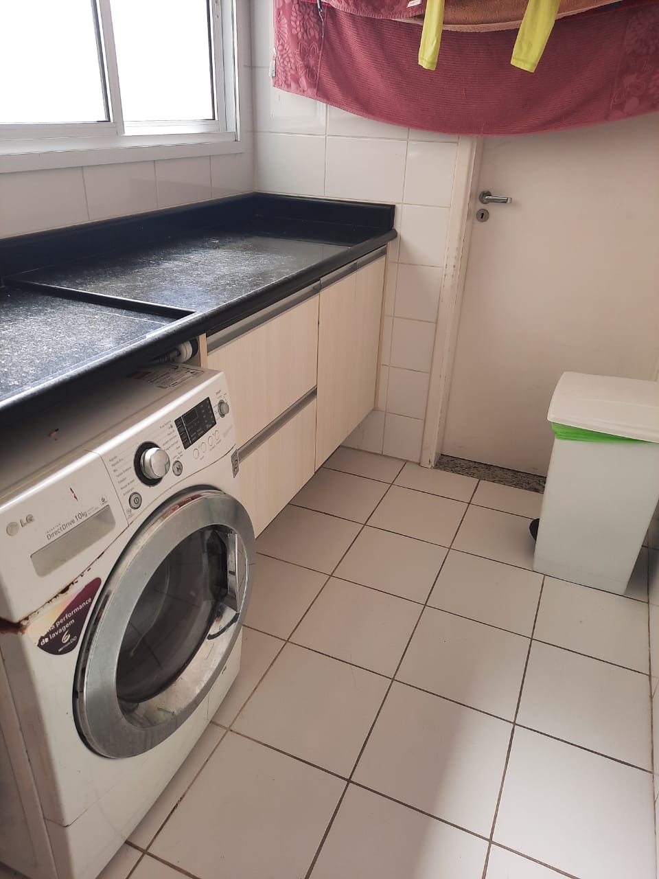 Cozinha e área gourmet apartamento à venda em Ghaia Tambore, Alphaville, Santana de Parnaíba — 1 suíte, 132 m² — imagem 3 de 13
