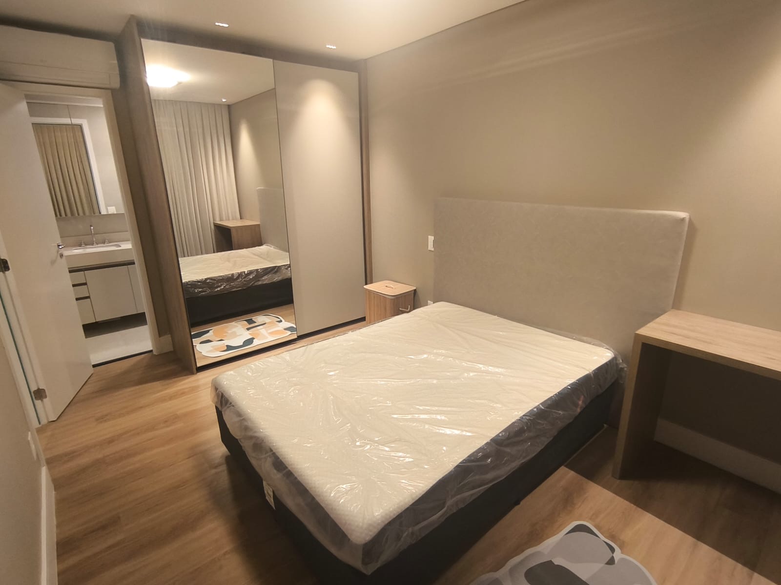 Cozinha e área gourmet apartamento à venda ou para alugar em Soul , Alphaville, Barueri — 1 suíte, 53 m² — imagem 3 de 9