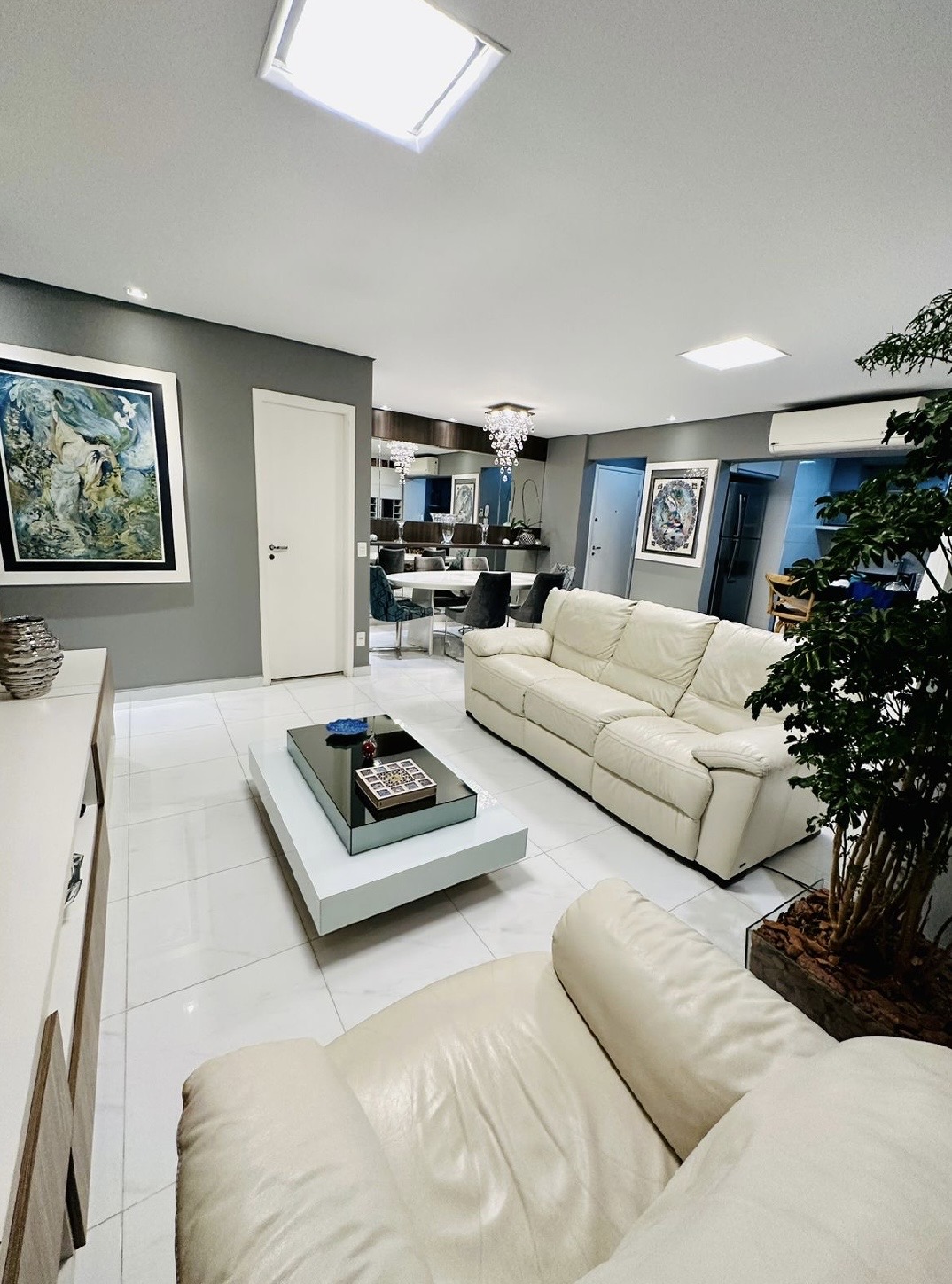 Sala de estar apartamento para alugar em Alpha Style, Alphaville, Barueri — 2 suítes, 87 m² — imagem 2 de 9