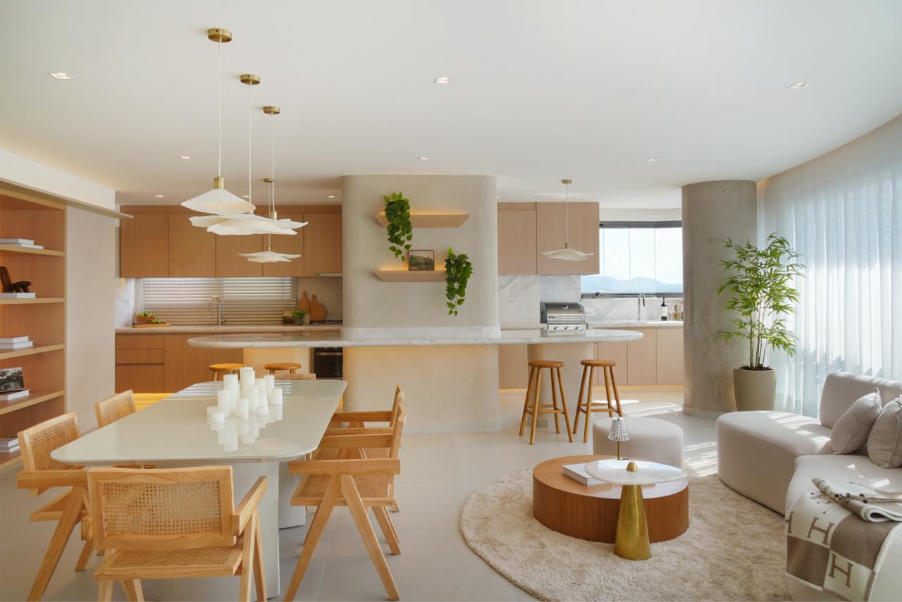 Sala de estar apartamento à venda ou para alugar em Level Alphaville, Santana de Parnaíba — 3 suítes, 180 m² — imagem 2 de 11
