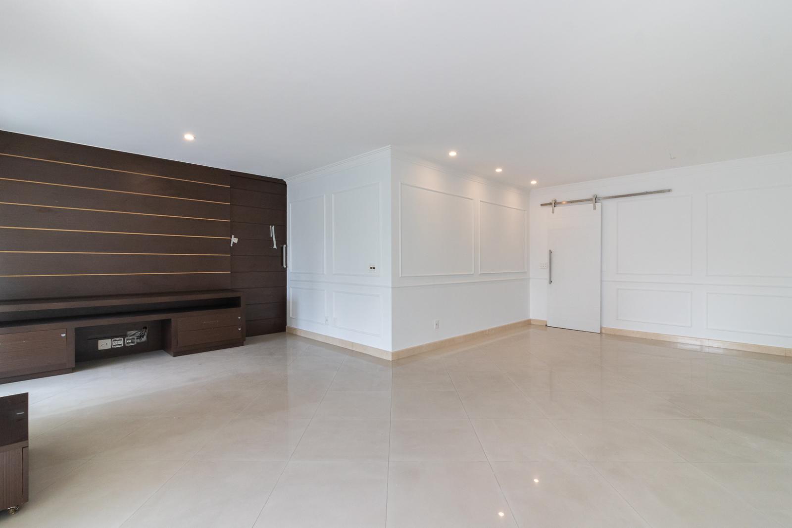 Suíte principal apartamento para alugar em Edificio mont blanc, Alphaville, Barueri — 3 suítes, 165 m² — imagem 4 de 34