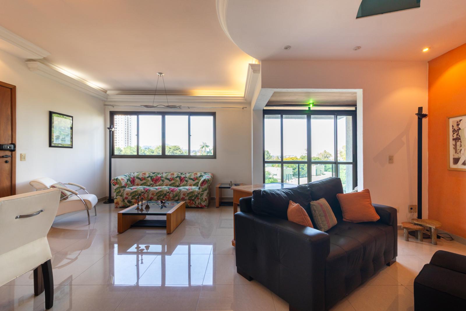 Cozinha e área gourmet apartamento à venda em Edificio America 2, Alphaville, Barueri — 3 suítes, 134 m² — imagem 3 de 29