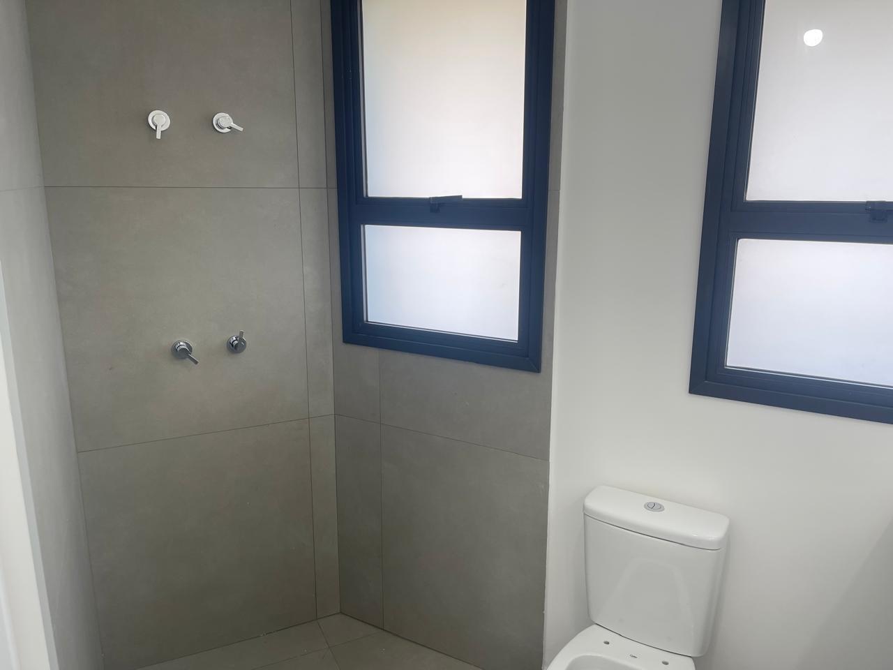 Área de convivência apartamento à venda em  Infinity Alphaville, Alphaville, Barueri — 2 suítes, 110 m² — imagem 6 de 17