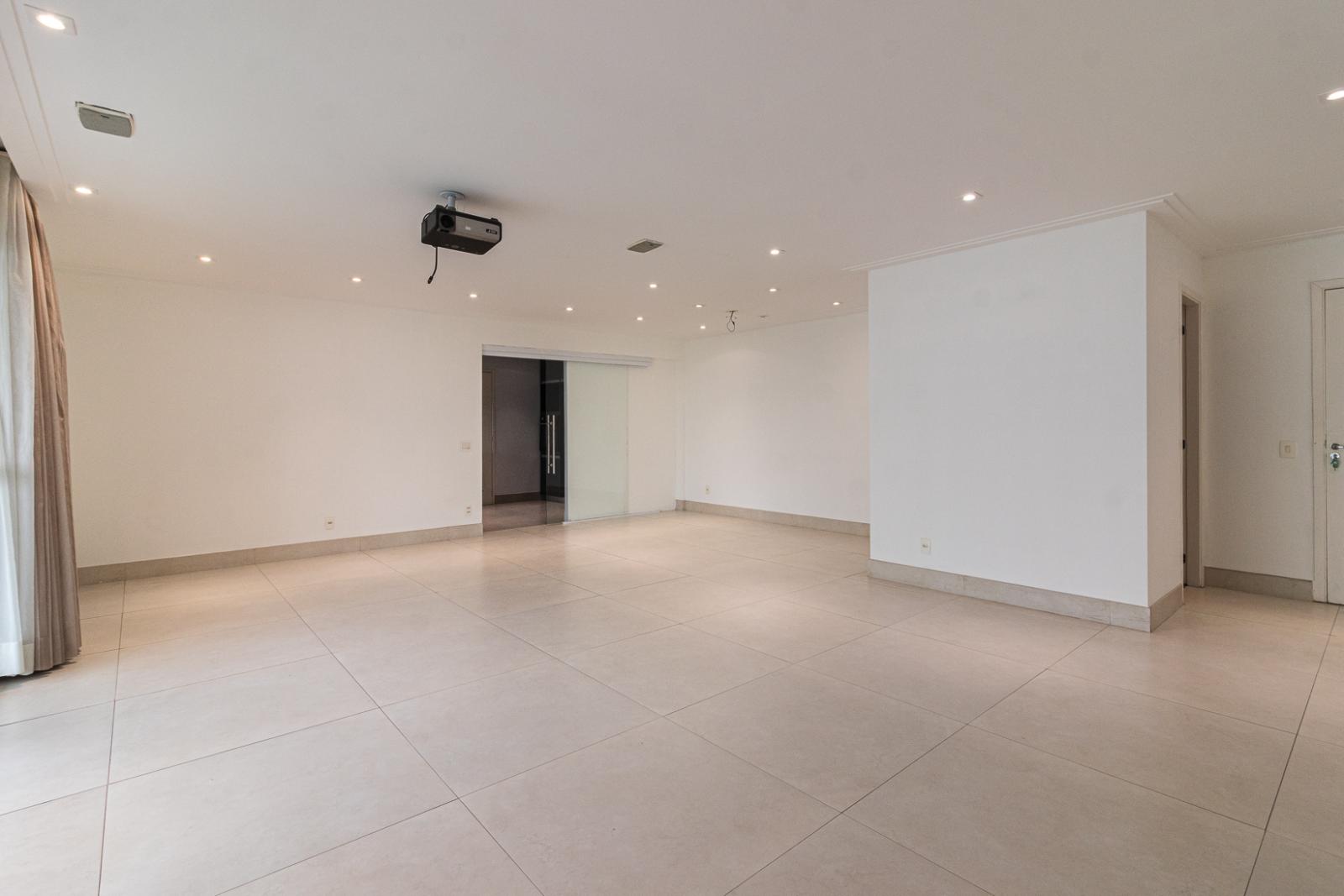 Suíte principal apartamento para alugar em Eredita, Alphaville, Santana de Parnaíba — 3 suítes, 212 m² — imagem 4 de 26