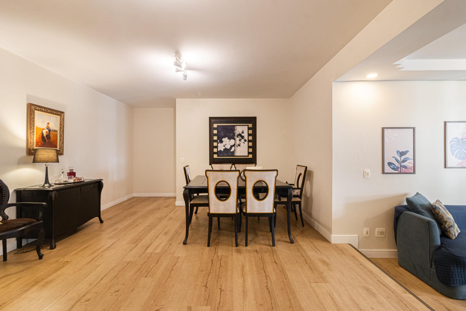 Área de convivência apartamento à venda em Condomínio Edifício San Francisco, Alphaville, Barueri — 2 suítes, 167 m² — imagem 6 de 24