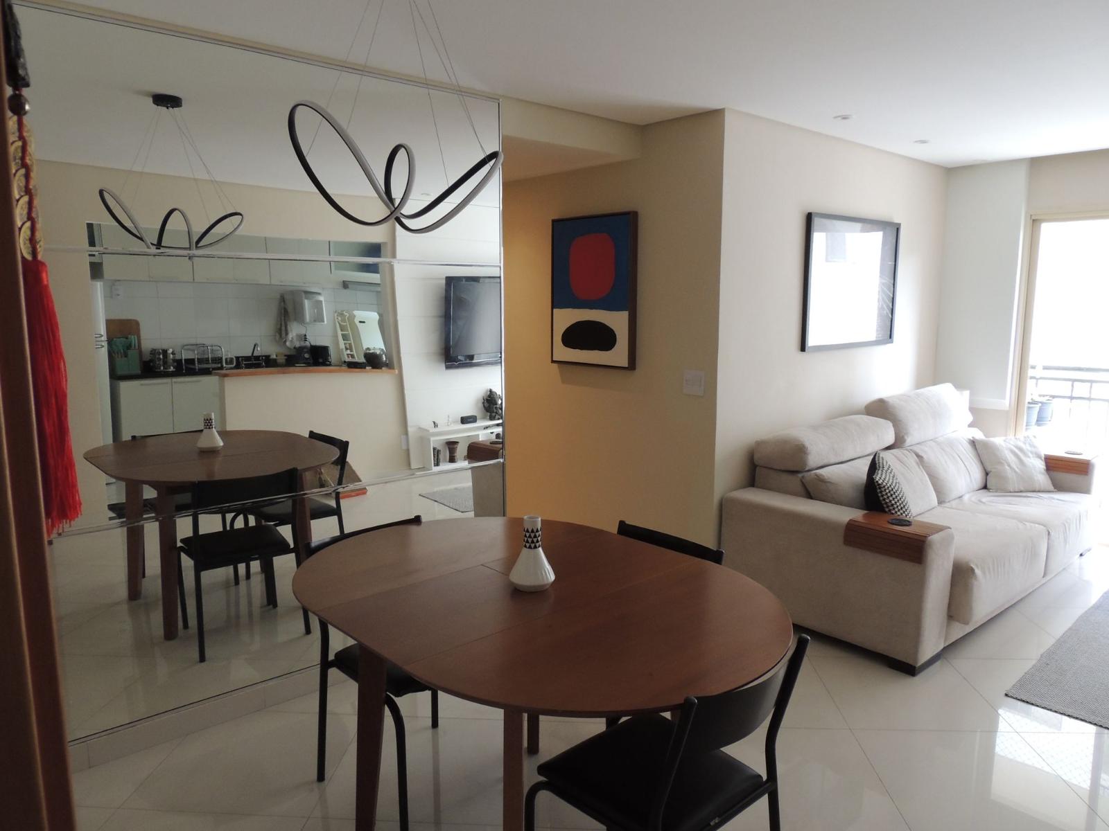 Cozinha e área gourmet apartamento para alugar em Alphaville, Barueri — imagem 3 de 18
