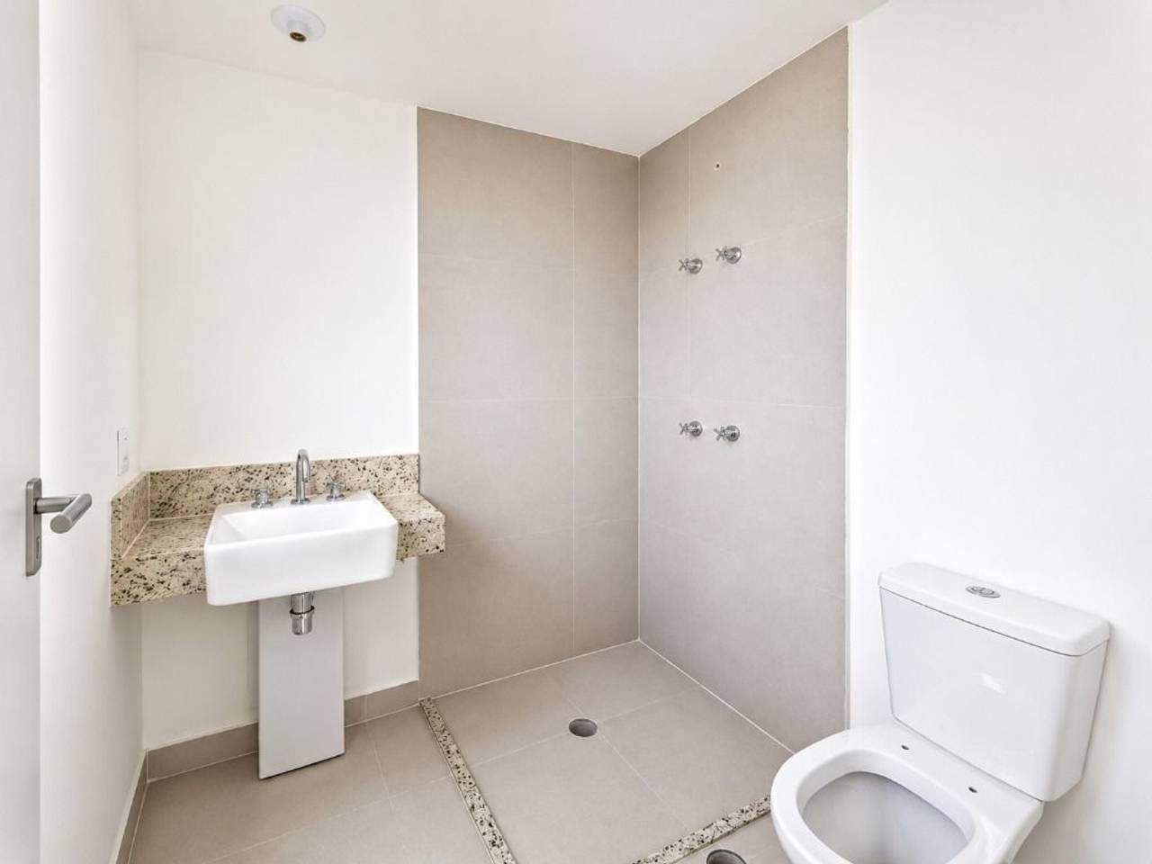 Área de convivência apartamento à venda em Gran Alphaville, Alphaville, Barueri — 2 suítes, 86 m² — imagem 6 de 20