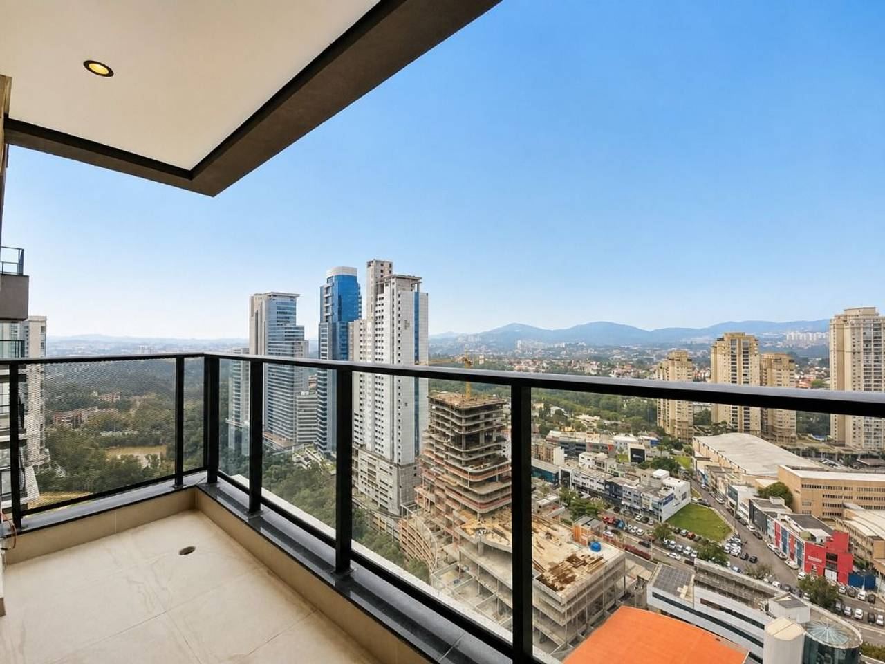 Fachada apartamento à venda em Gran Alphaville, Alphaville, Barueri — 2 suítes, 86 m² — imagem 1 de 20