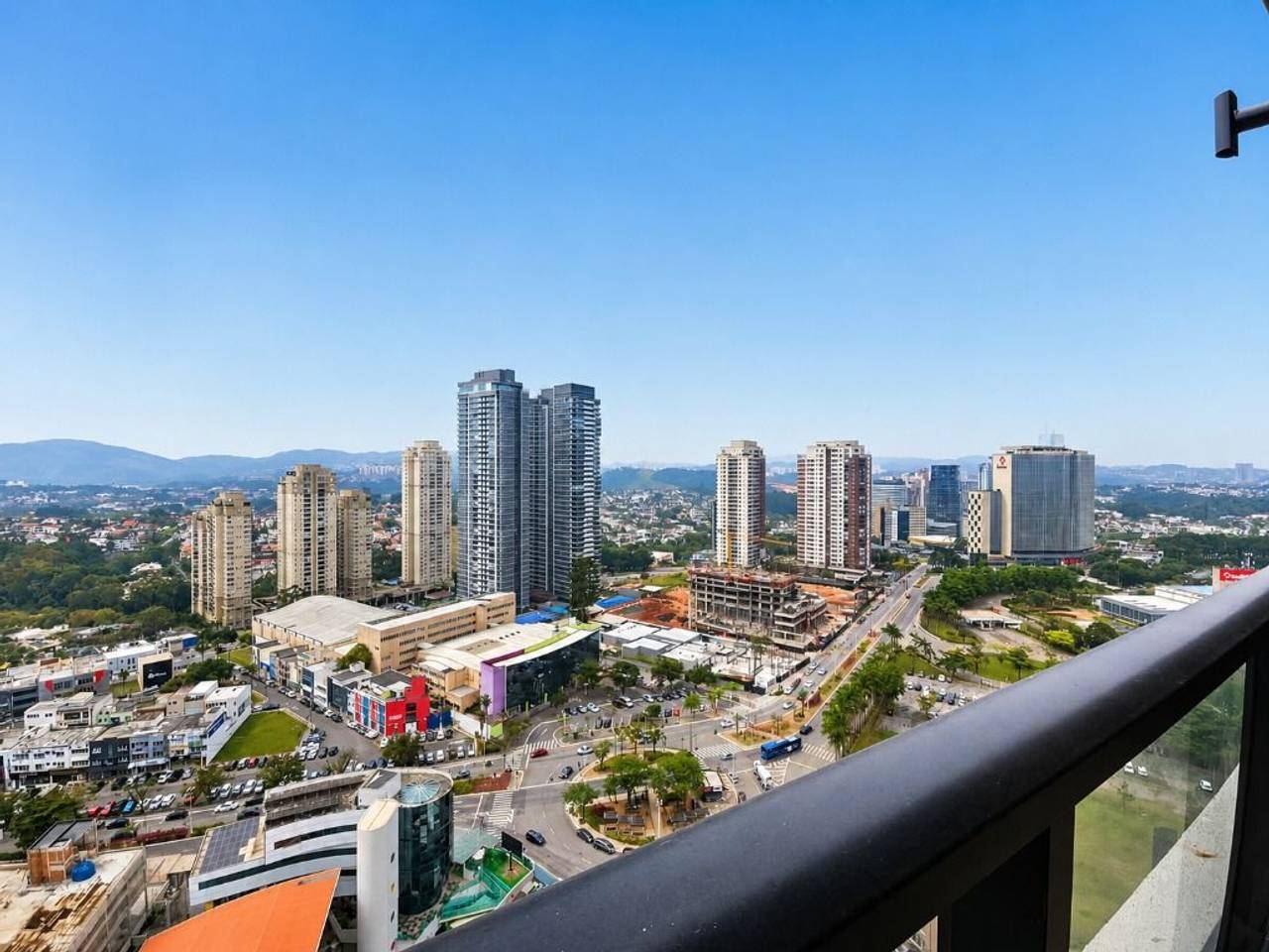 Sala de estar apartamento à venda em Gran Alphaville, Alphaville, Barueri — 2 suítes, 86 m² — imagem 2 de 20