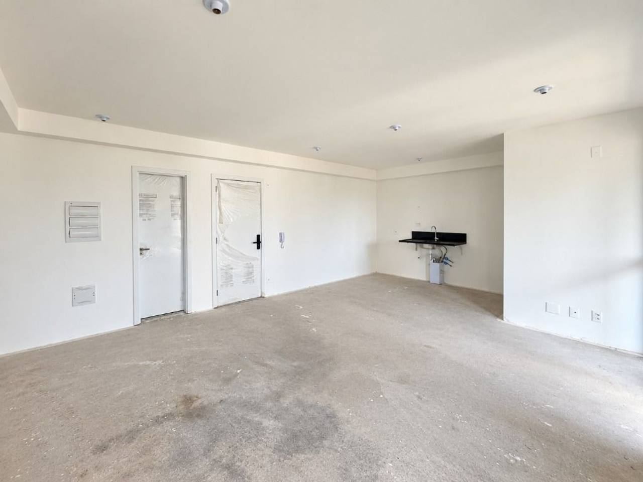 Área de convivência apartamento à venda em Gran Alphaville, Alphaville, Barueri — 2 suítes, 86 m² — imagem 6 de 20