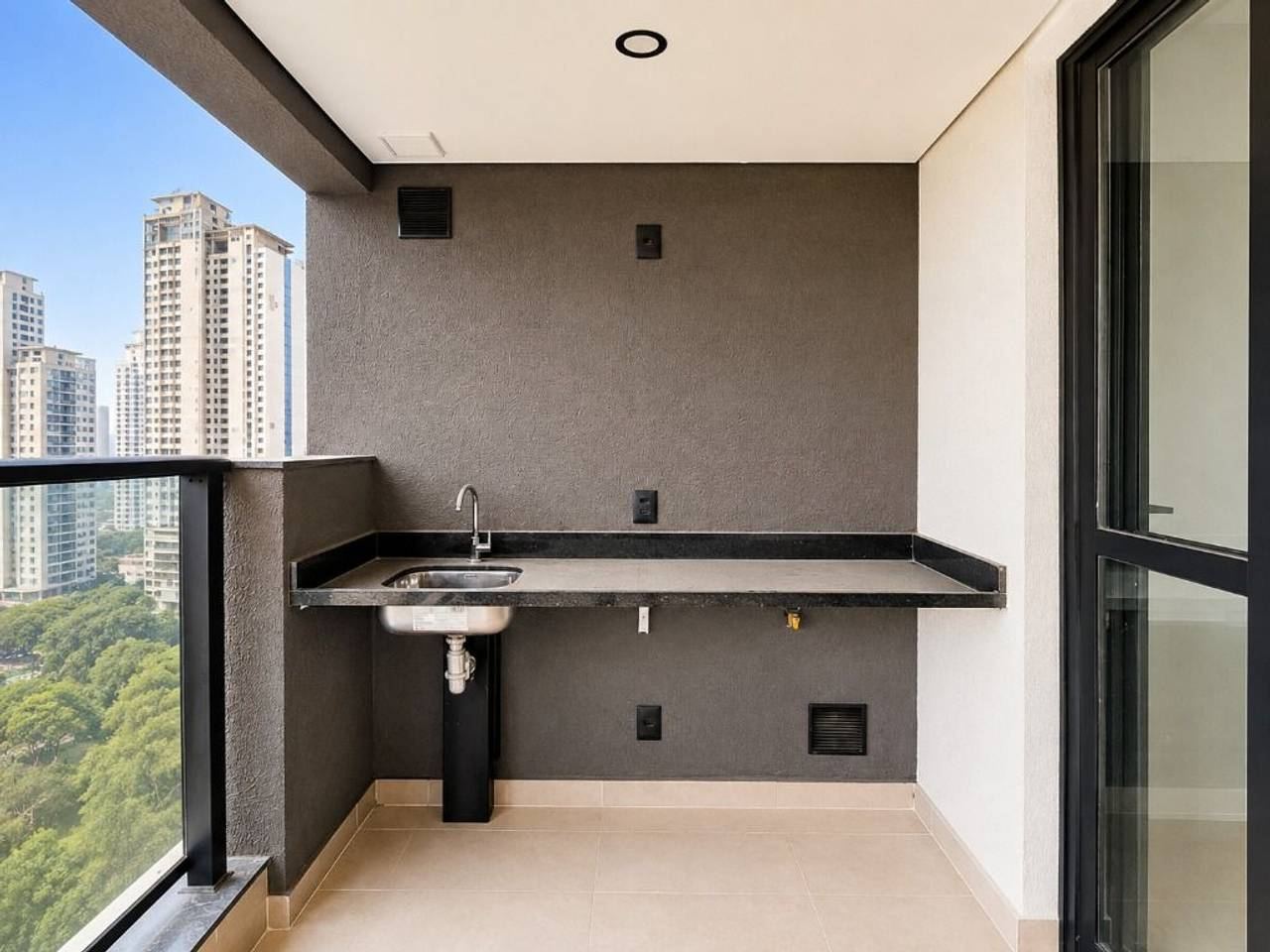 Suíte principal apartamento à venda em Gran Alphaville, Alphaville, Barueri — 3 suítes, 113 m² — imagem 4 de 20