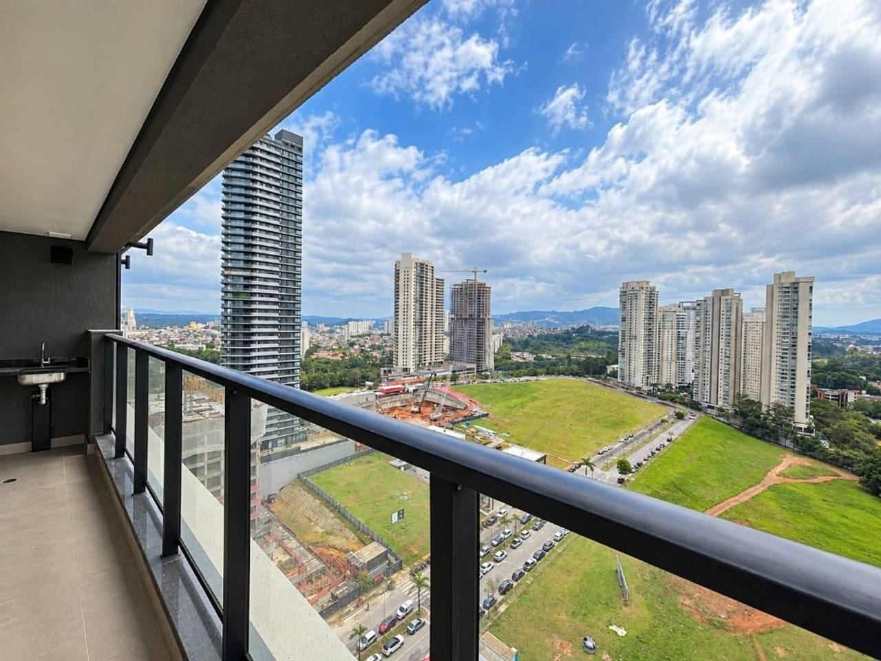 Fachada apartamento à venda em Gran Alphaville, Alphaville, Barueri — 2 suítes, 111 m² — imagem 1 de 20