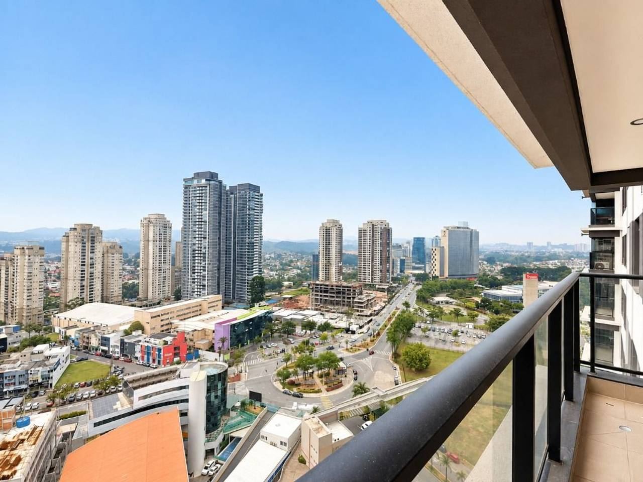 Cozinha e área gourmet apartamento à venda em Gran Alphaville, Alphaville, Barueri — 3 suítes, 111 m² — imagem 3 de 20