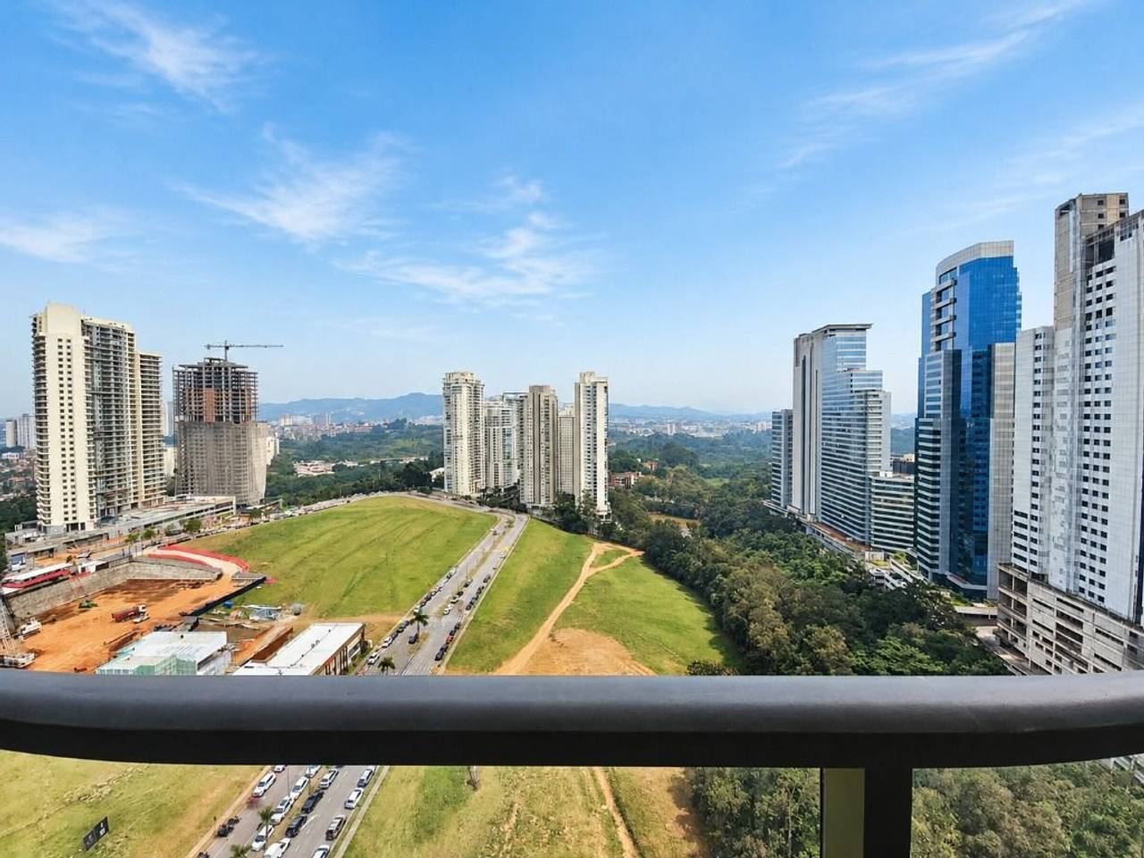 Suíte principal apartamento à venda em Gran Alphaville, Alphaville, Barueri — 3 suítes, 111 m² — imagem 4 de 20