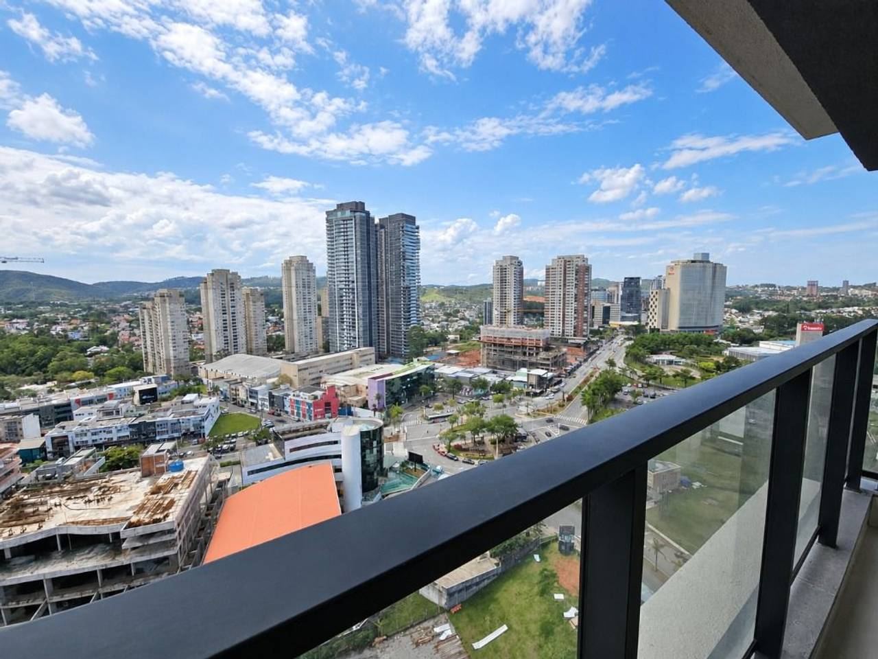 Fachada apartamento à venda em Gran Alphaville, Alphaville, Barueri — 3 suítes, 111 m² — imagem 1 de 20