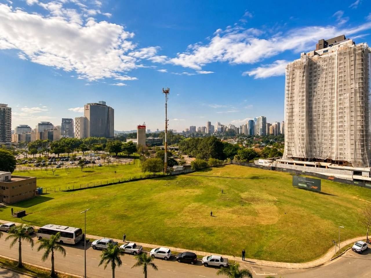 Sala de estar apartamento à venda em Gran Alphaville, Alphaville, Barueri — 2 suítes, 111 m² — imagem 2 de 20