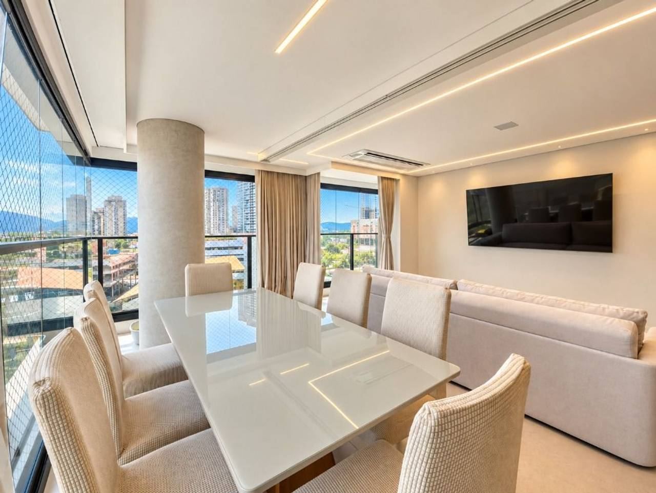 Cozinha e área gourmet apartamento à venda em Gran Alphaville, Alphaville, Barueri — 2 suítes, 111 m² — imagem 3 de 20