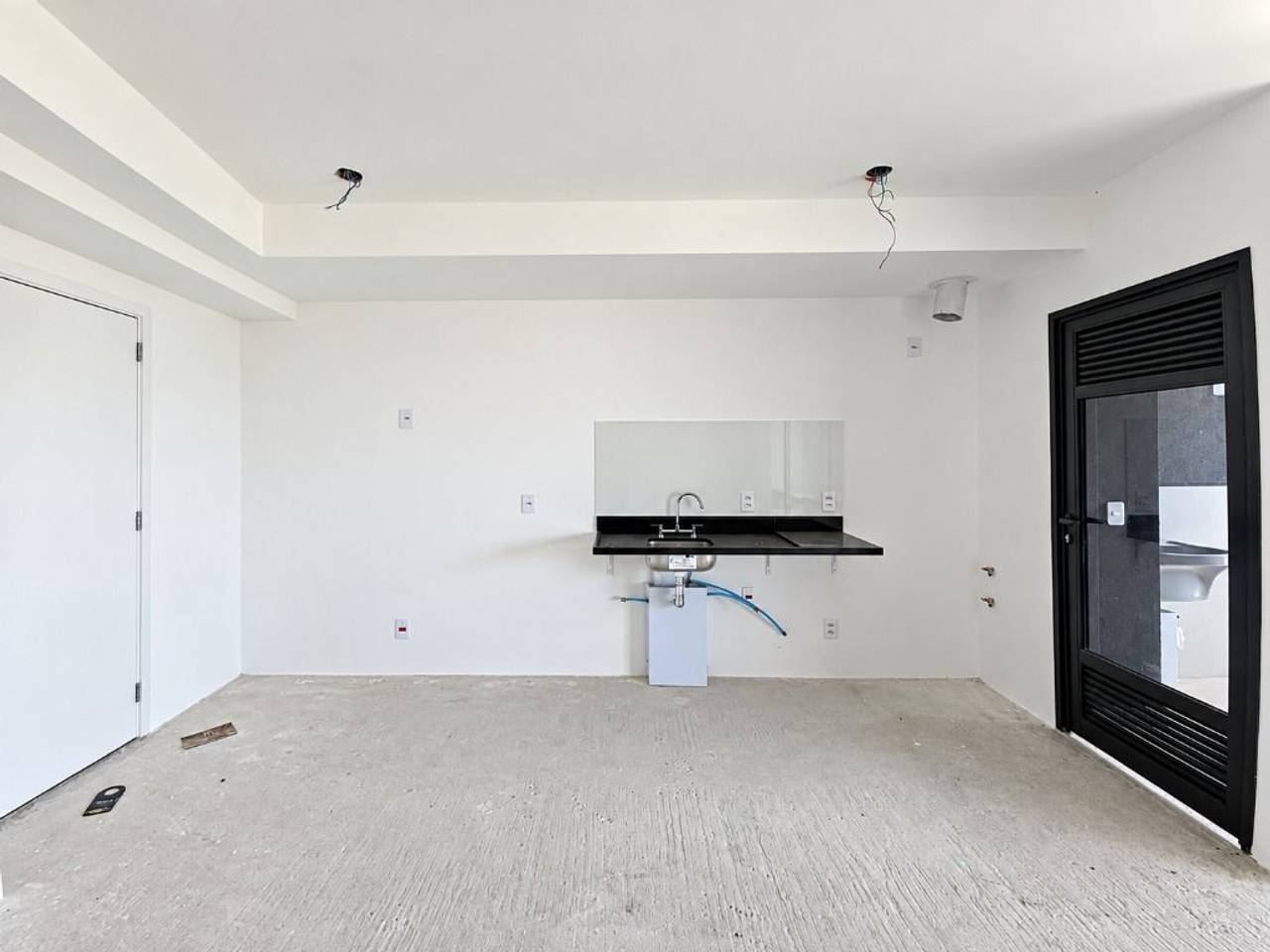 Área de convivência apartamento à venda em  Infinity Alphaville, Alphaville, Barueri — 2 suítes, 110 m² — imagem 6 de 20
