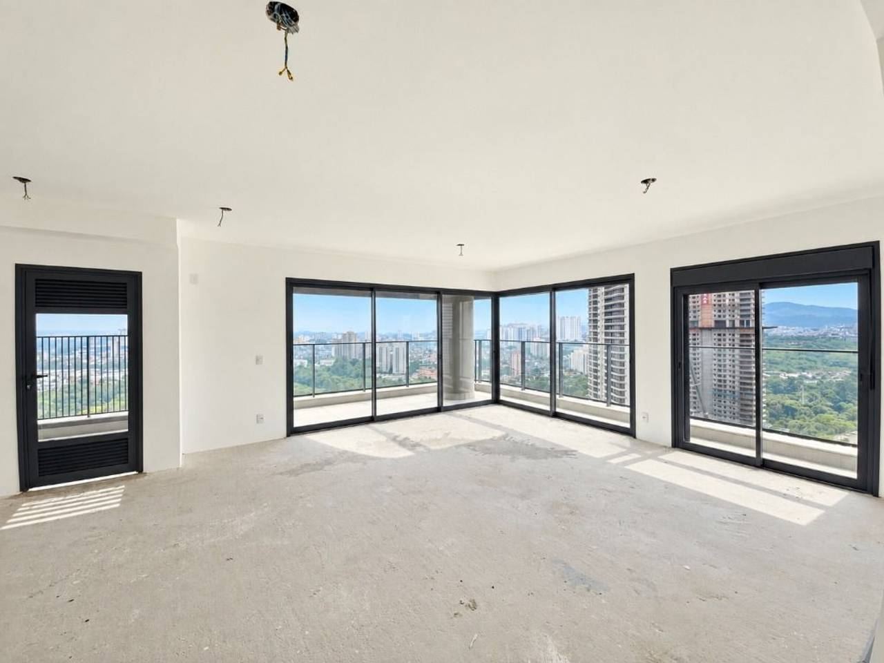Cozinha e área gourmet apartamento à venda em  Infinity Alphaville, Alphaville, Barueri — 3 suítes, 142 m² — imagem 3 de 20
