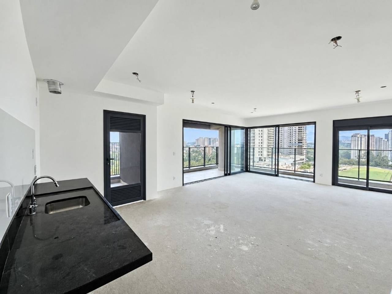 Suíte principal apartamento à venda em  Infinity Alphaville, Alphaville, Barueri — 3 suítes, 142 m² — imagem 4 de 20