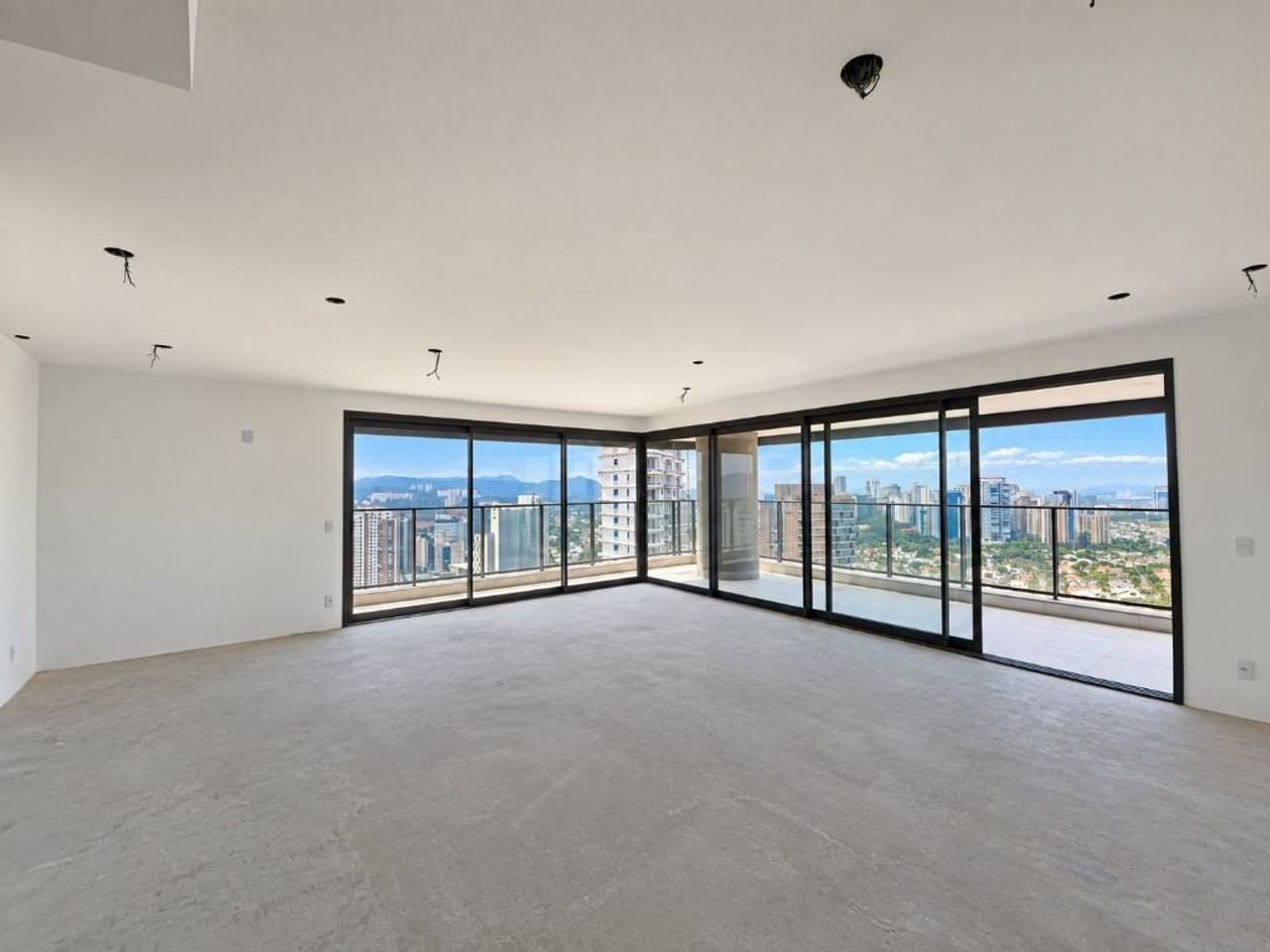 Cozinha e área gourmet apartamento à venda em  Infinity Alphaville, Alphaville, Barueri — 4 suítes, 218 m² — imagem 3 de 20
