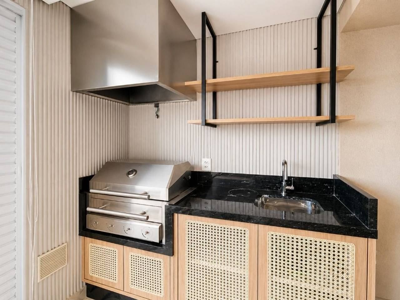 Cozinha e área gourmet apartamento à venda em Resort Bethaville, Bethaville, Barueri — 2 suítes, 80 m² — imagem 3 de 20