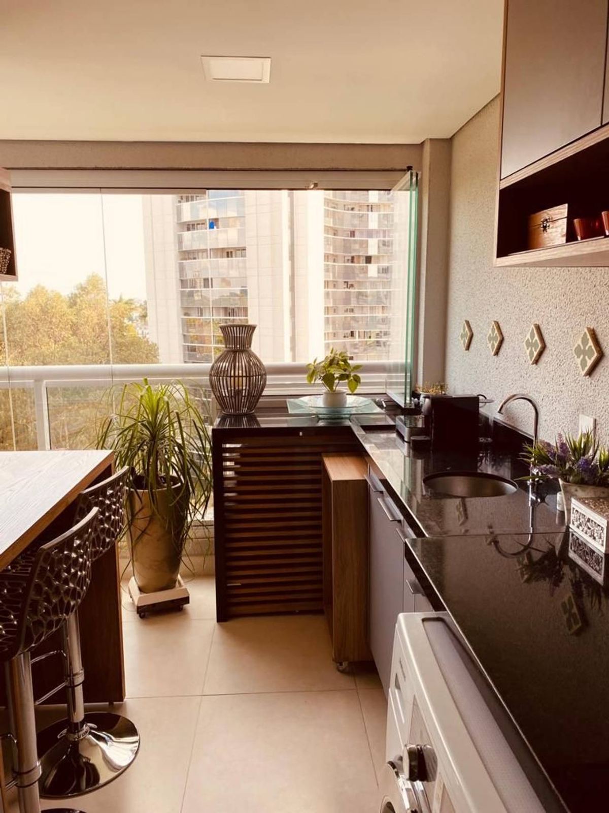 Área de convivência apartamento à venda em Glass Alphaville, Alphaville, Barueri — 1 dormitório, 67 m² — imagem 6 de 15