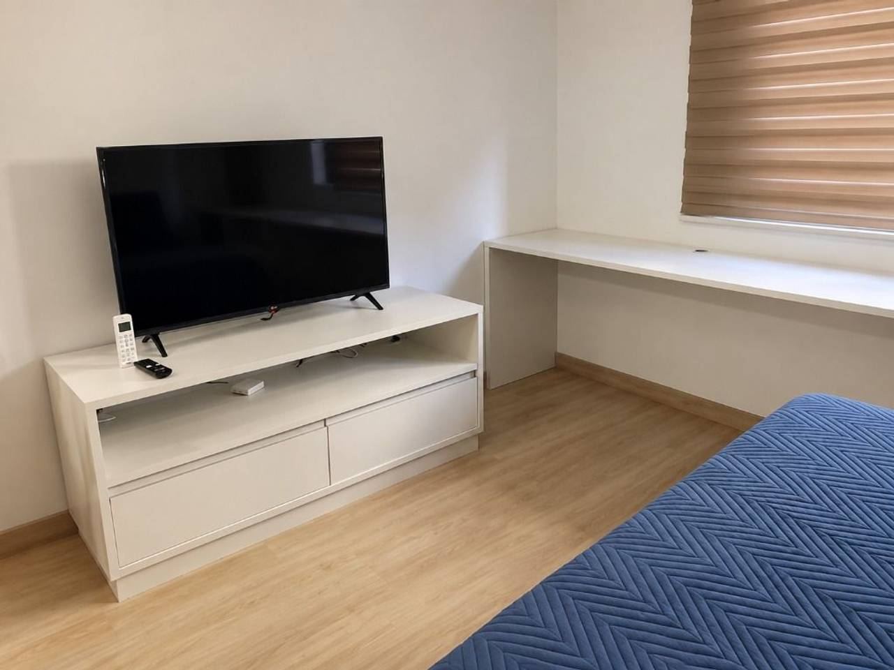Cozinha e área gourmet apartamento à venda em Selenita Residence & Long Stay, Bethaville, Barueri — 1 suíte, 26 m² — imagem 3 de 20