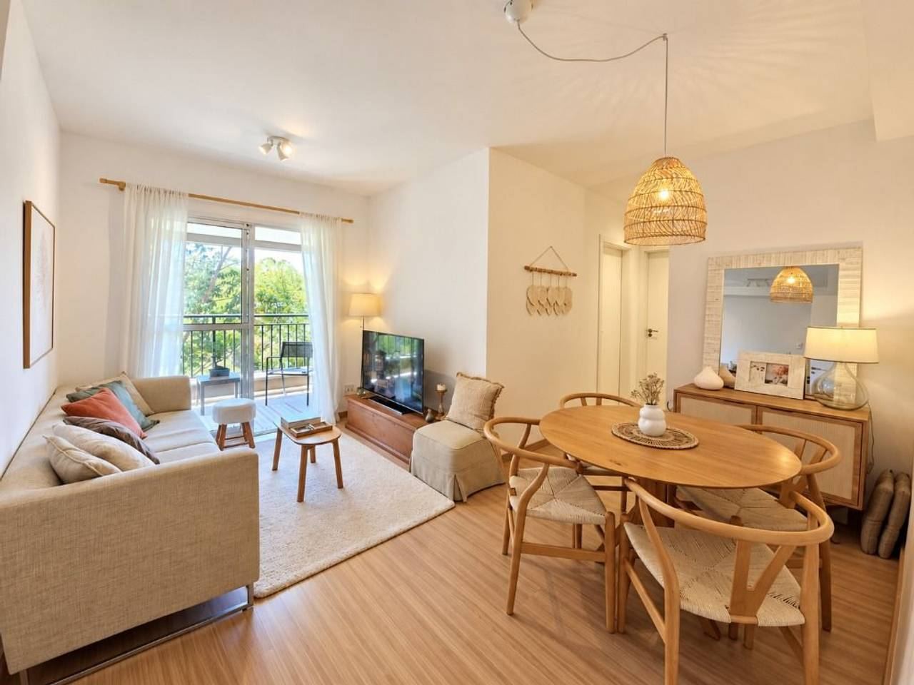 Cozinha e área gourmet apartamento à venda em Central Park Barueri, Jardim Tupanci, Barueri — 1 suíte, 60 m² — imagem 3 de 20