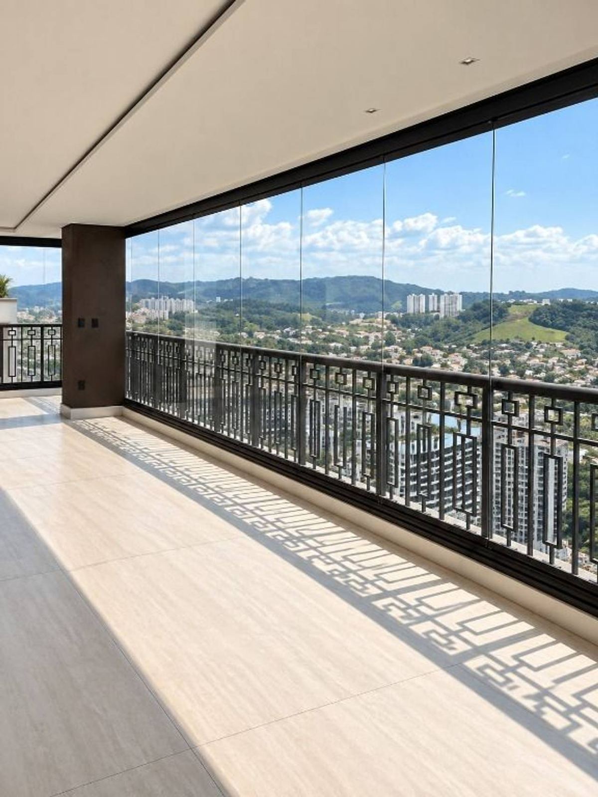 Sala de estar cobertura à venda em Myra, Alphaville, Barueri — 4 suítes, 708 m² — imagem 2 de 18