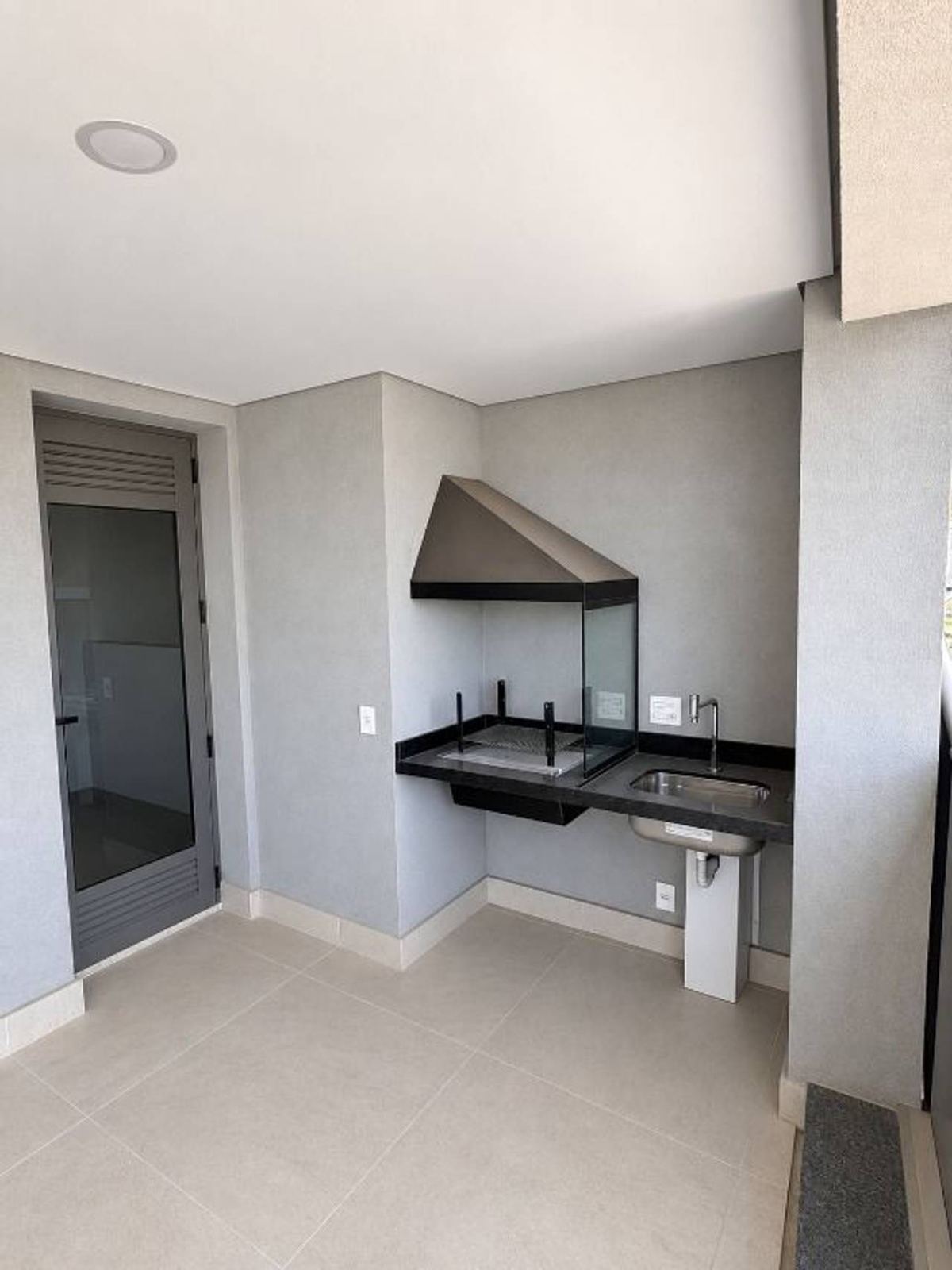 Sala de estar apartamento à venda em Neo alphaville, Alphaville, Barueri — 3 suítes, 175 m² — imagem 2 de 20