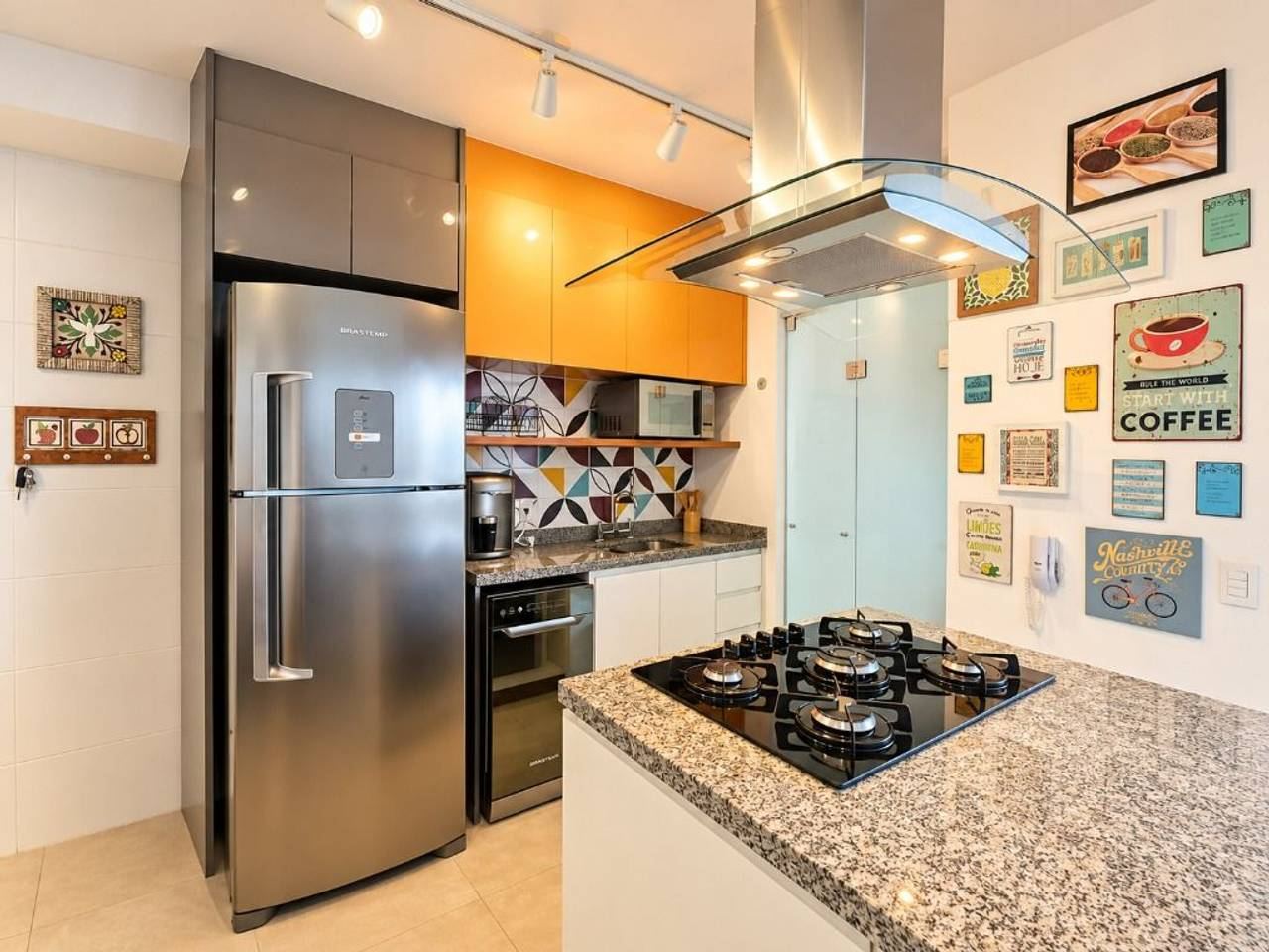 Sala de estar apartamento à venda em One Gramercy, Alphaville, Barueri — 2 suítes, 98 m² — imagem 2 de 20