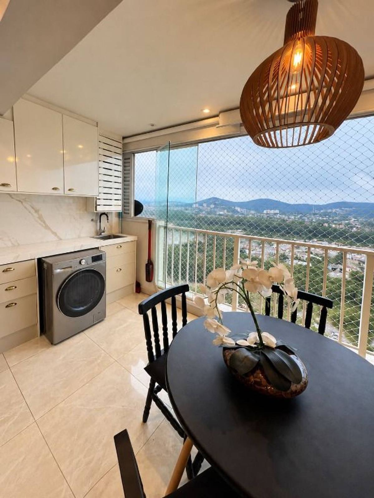 Sala de estar apartamento à venda em Condominio Acqua Park Alphaville, Barueri — 1 suíte, 59 m² — imagem 2 de 20