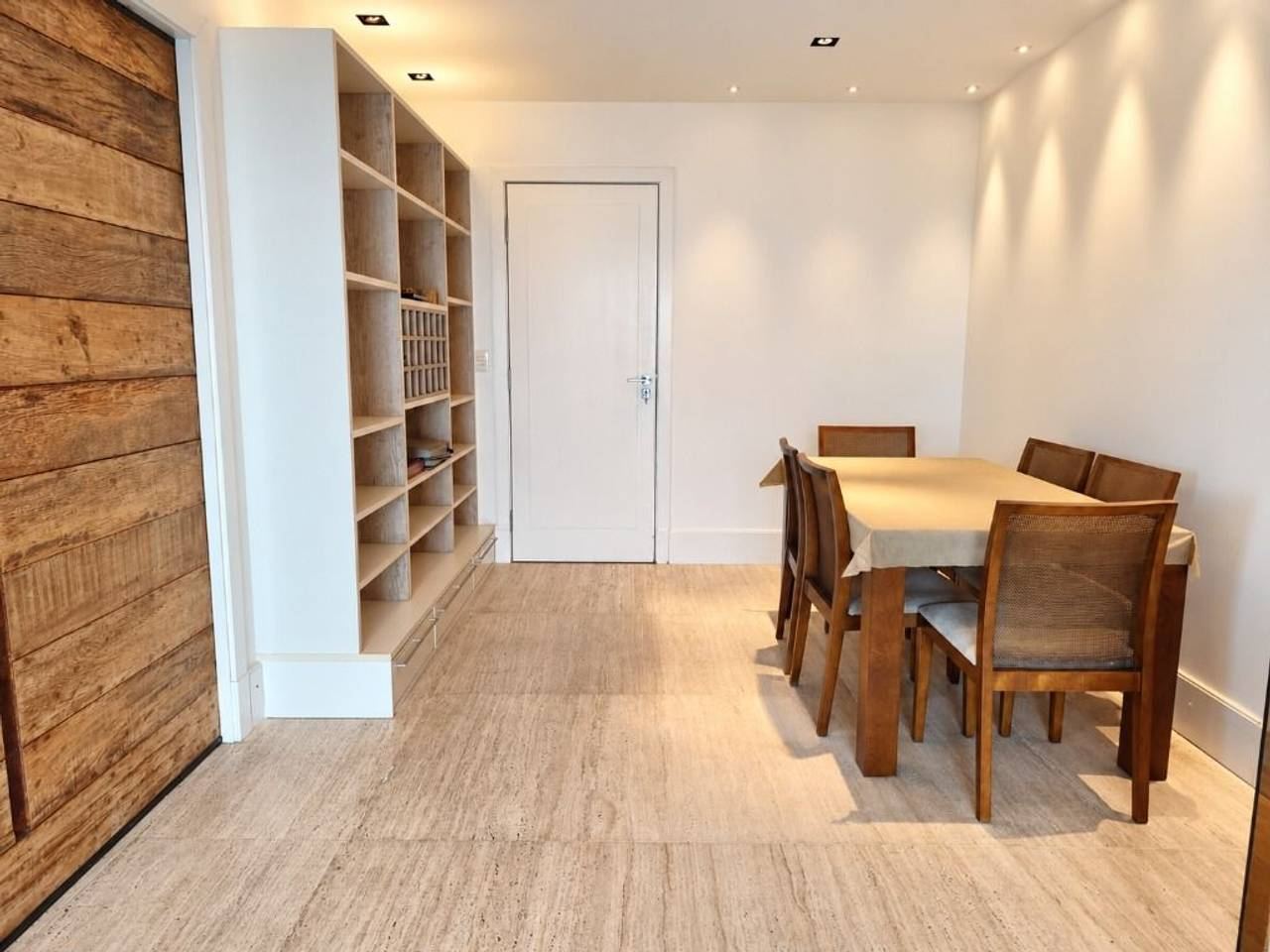 Suíte principal apartamento à venda em Parque Tambore, Tamboré, Santana de Parnaíba — 3 suítes, 139 m² — imagem 4 de 20