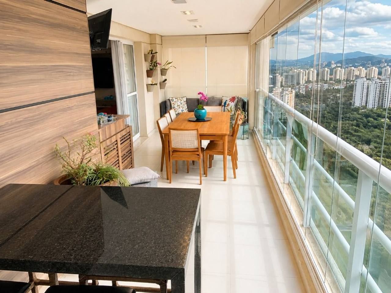 Suíte principal apartamento à venda em Eredita, Santana de Parnaíba — 3 suítes, 202 m² — imagem 4 de 20