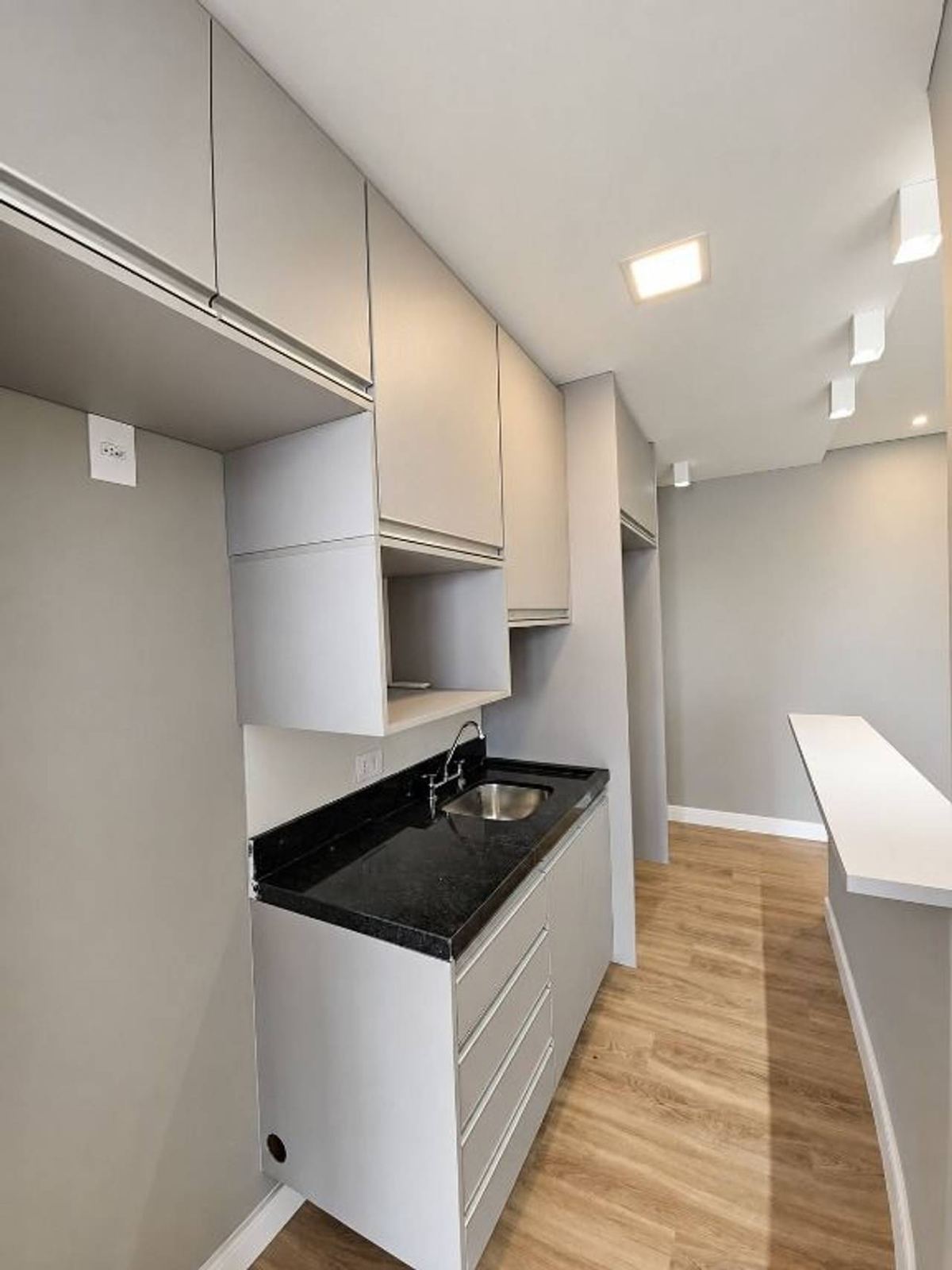 Área de convivência apartamento à venda em Condomínio Vedara Alphaville, Alphaville, Barueri — 1 suíte, 64 m² — imagem 6 de 20
