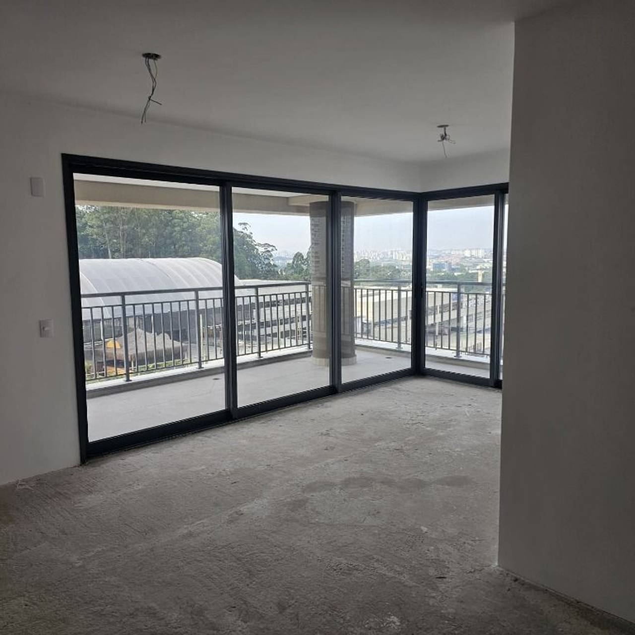 Suíte principal apartamento à venda em Condomínio Vedara Alphaville, Alphaville, Barueri — 3 suítes, 120 m² — imagem 4 de 20