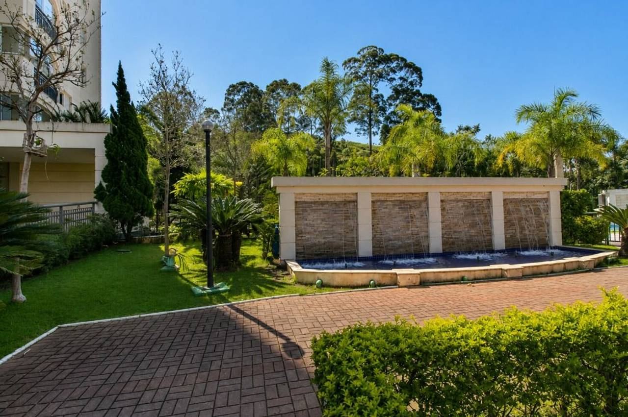 Sala de estar apartamento à venda em Jardins de Tambore , Santana de Parnaíba — 3 suítes, 122 m² — imagem 2 de 14