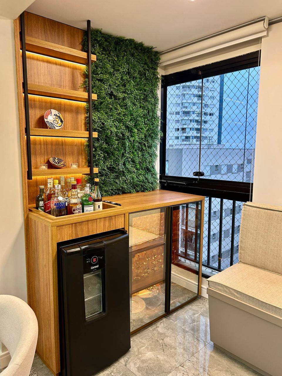Sala de estar apartamento à venda em Life Park Alphaville, Alphaville, Barueri — 1 suíte, 64 m² — imagem 2 de 18