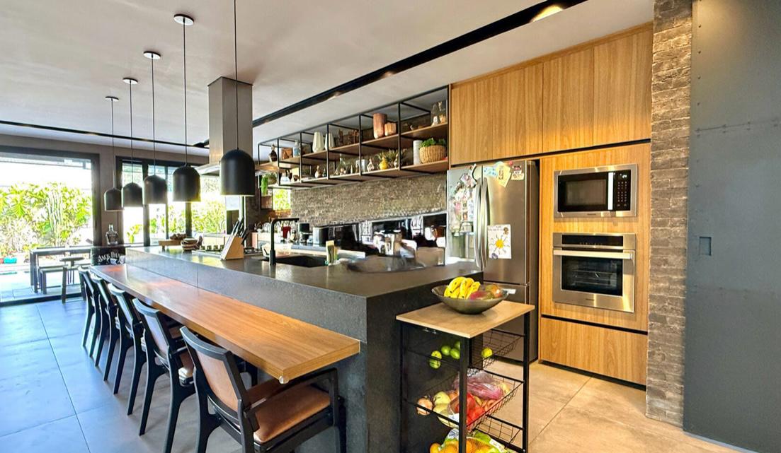 Área de convivência apartamento para alugar em Edificio Oiapoque, Alphaville, Barueri — 4 suítes, 360 m² — imagem 6 de 17