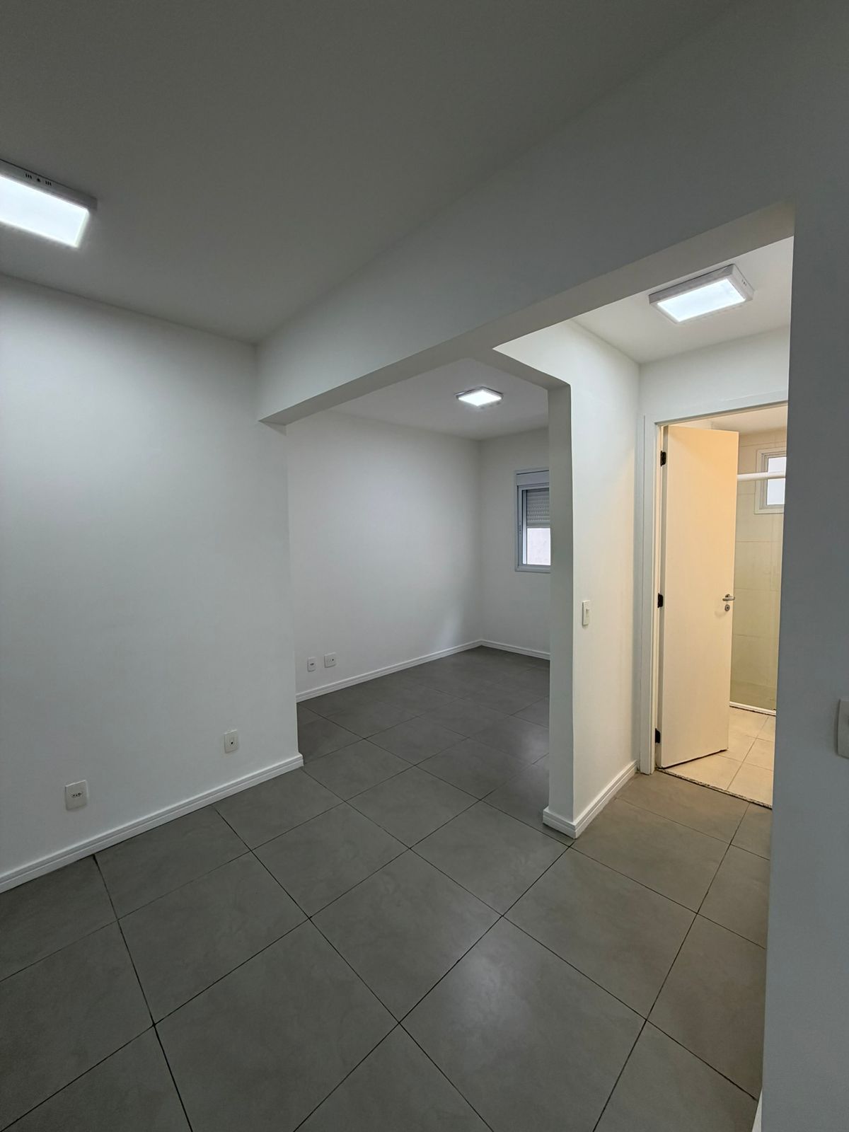 Cozinha e área gourmet apartamento à venda em Life Park Alphaville, Alphaville, Barueri — 1 suíte, 63 m² — imagem 3 de 8