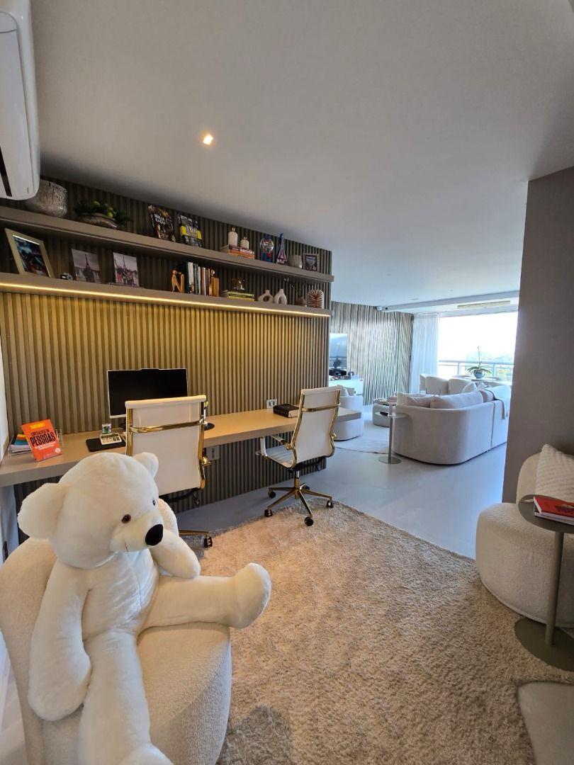 Sala de estar apartamento à venda em Wave Alphaville, Alphaville, Barueri — 2 suítes, 90 m² — imagem 2 de 15
