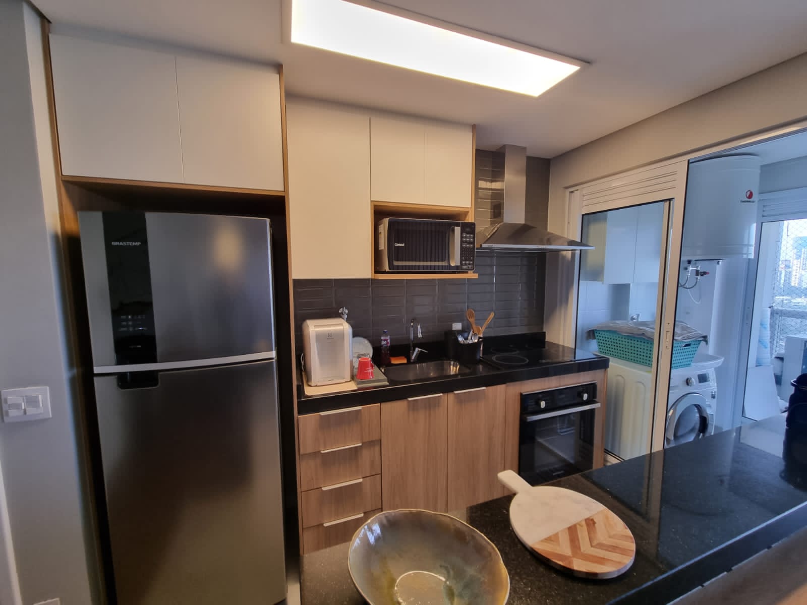 Sala de estar apartamento para alugar em Novare, Alphaville, Barueri — 2 dormitórios, 70 m² — imagem 2 de 19