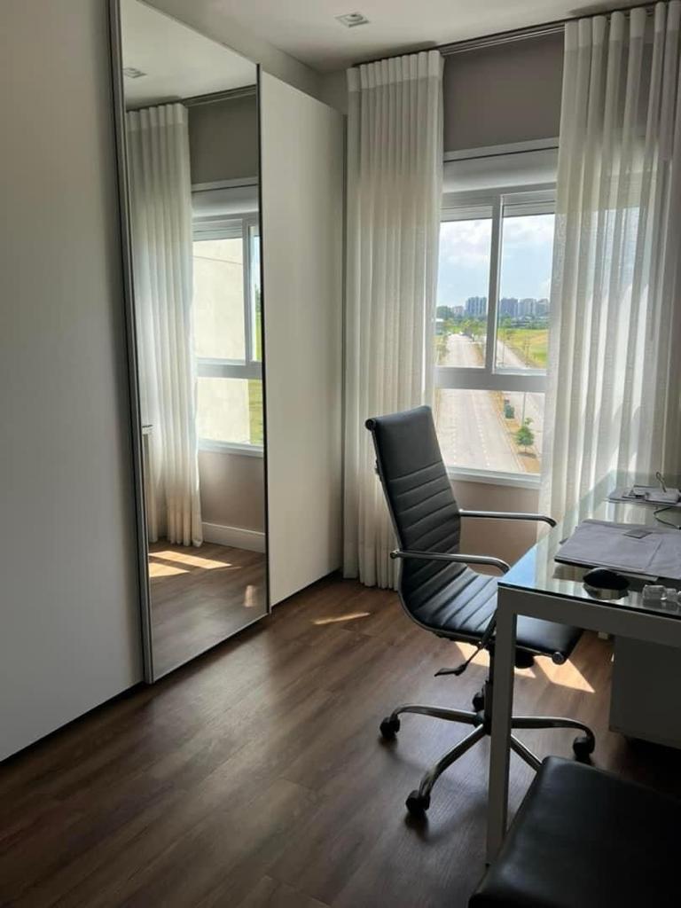 Cozinha e área gourmet apartamento para alugar em The Garden, Alphaville, Barueri — 3 suítes, 200 m² — imagem 3 de 30